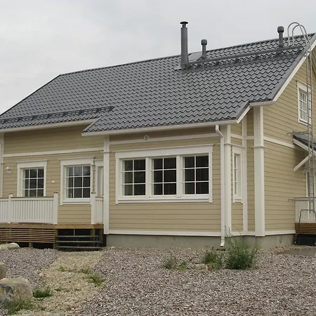 Aatelitalot Villa *
